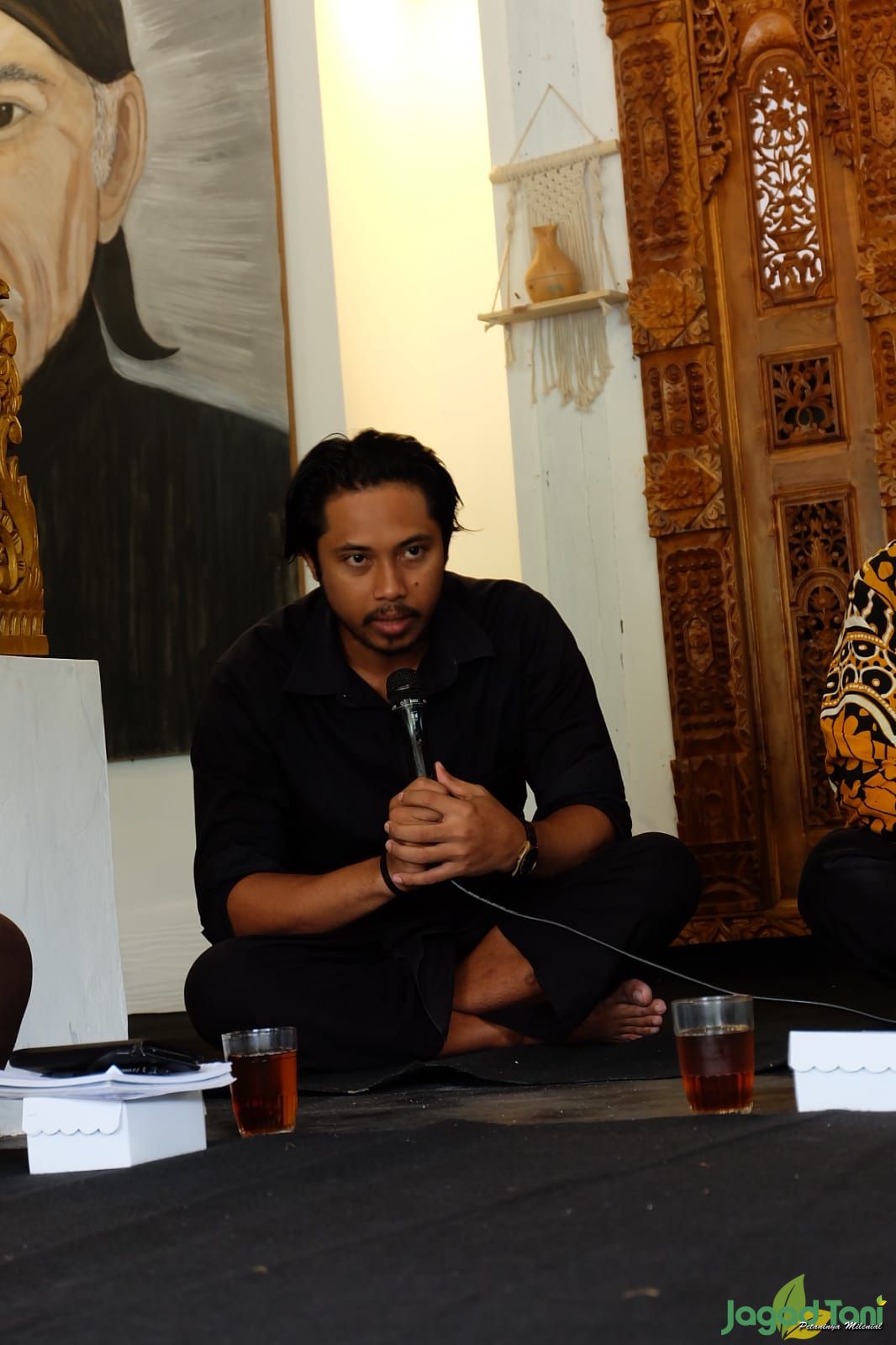 Aswin Langgoso selaku tuan rumah sekaligus ketua Pokdarwis Amarta wisata wedomartani