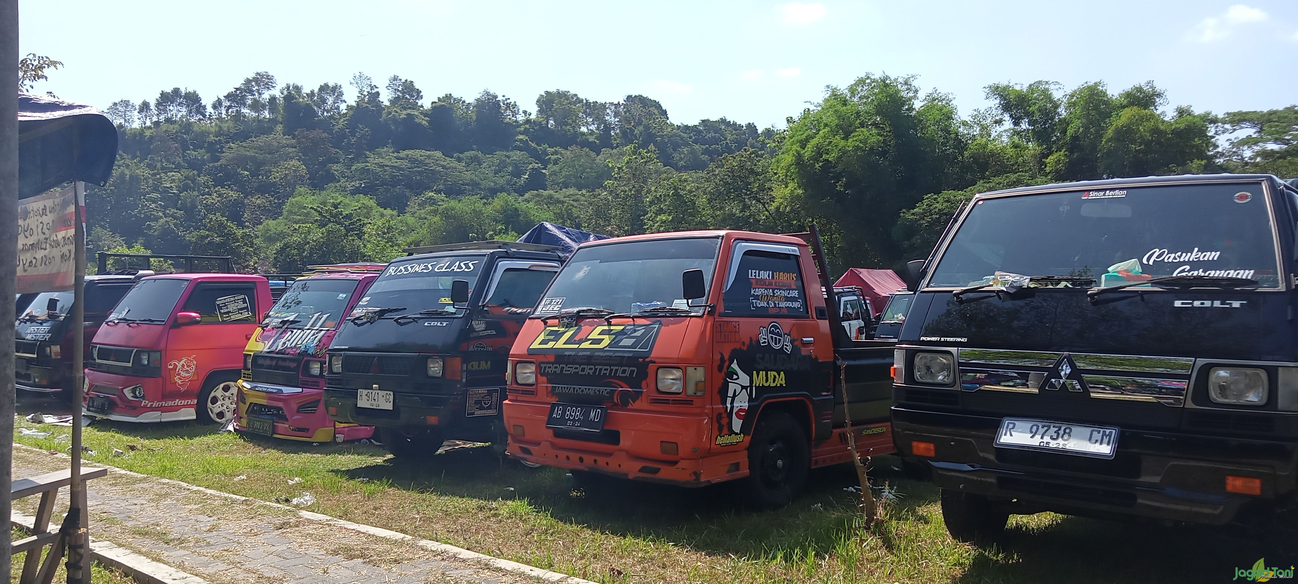 Kemeriahan Kopdarnas Mitsubishi L300 Bestienya Niaga di Candi Banyunibo, Prambanan, Sleman, Yogyakarta 