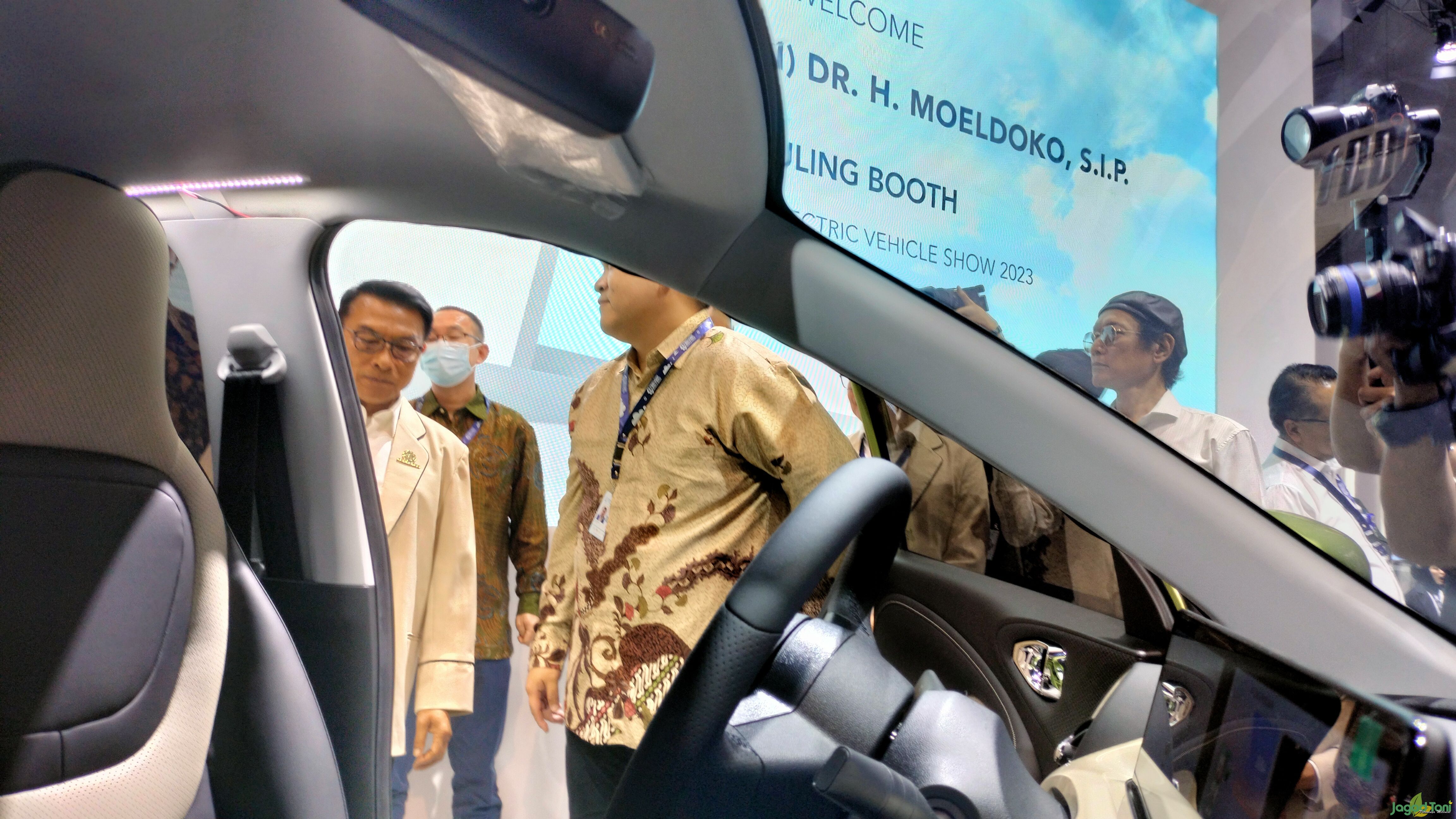 Wuling Binggo Menarik Perhatian Moeldoko - Periklindo 