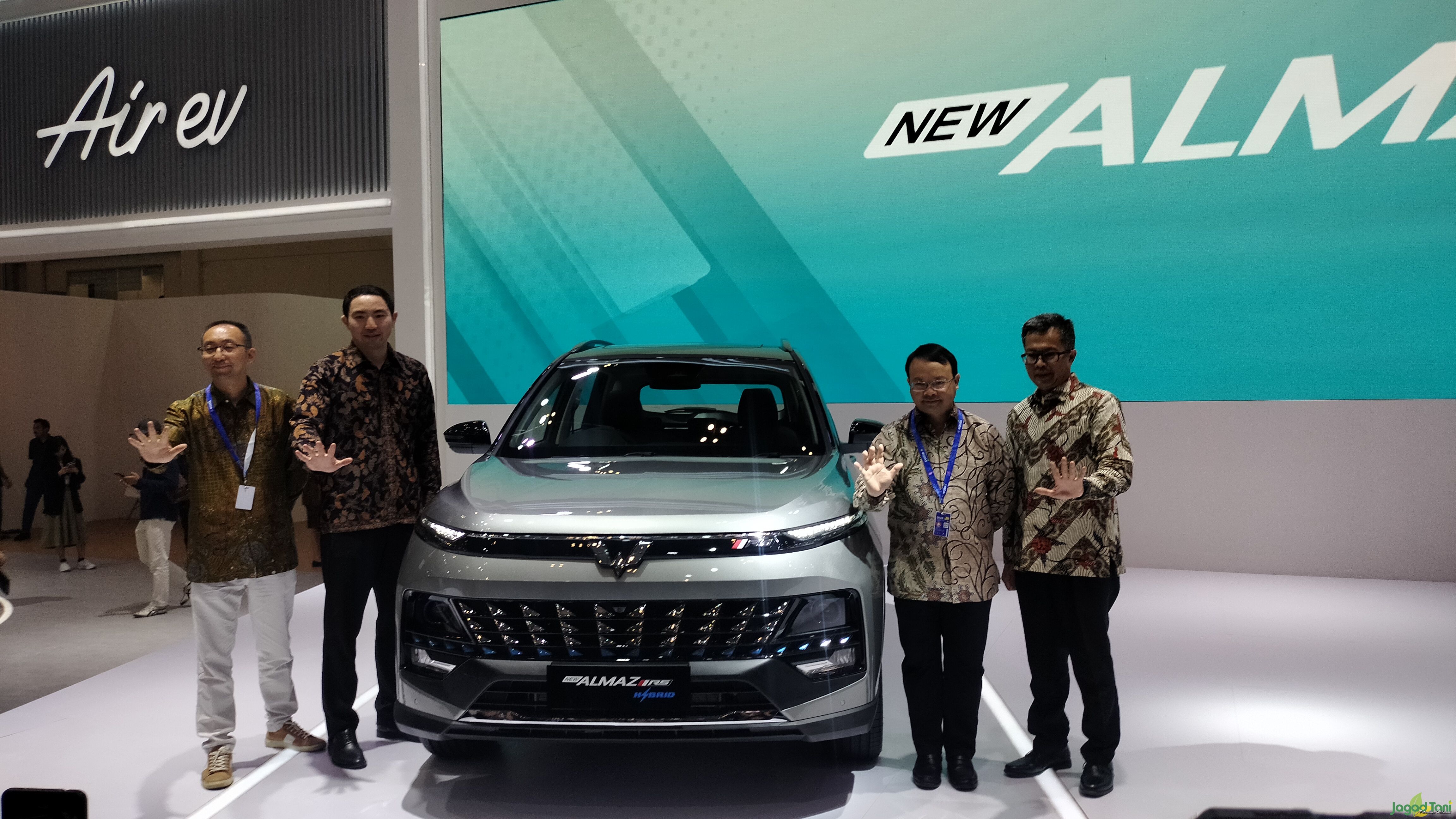 Pembaruan Wuling Almaz RS di GIIAS 2023