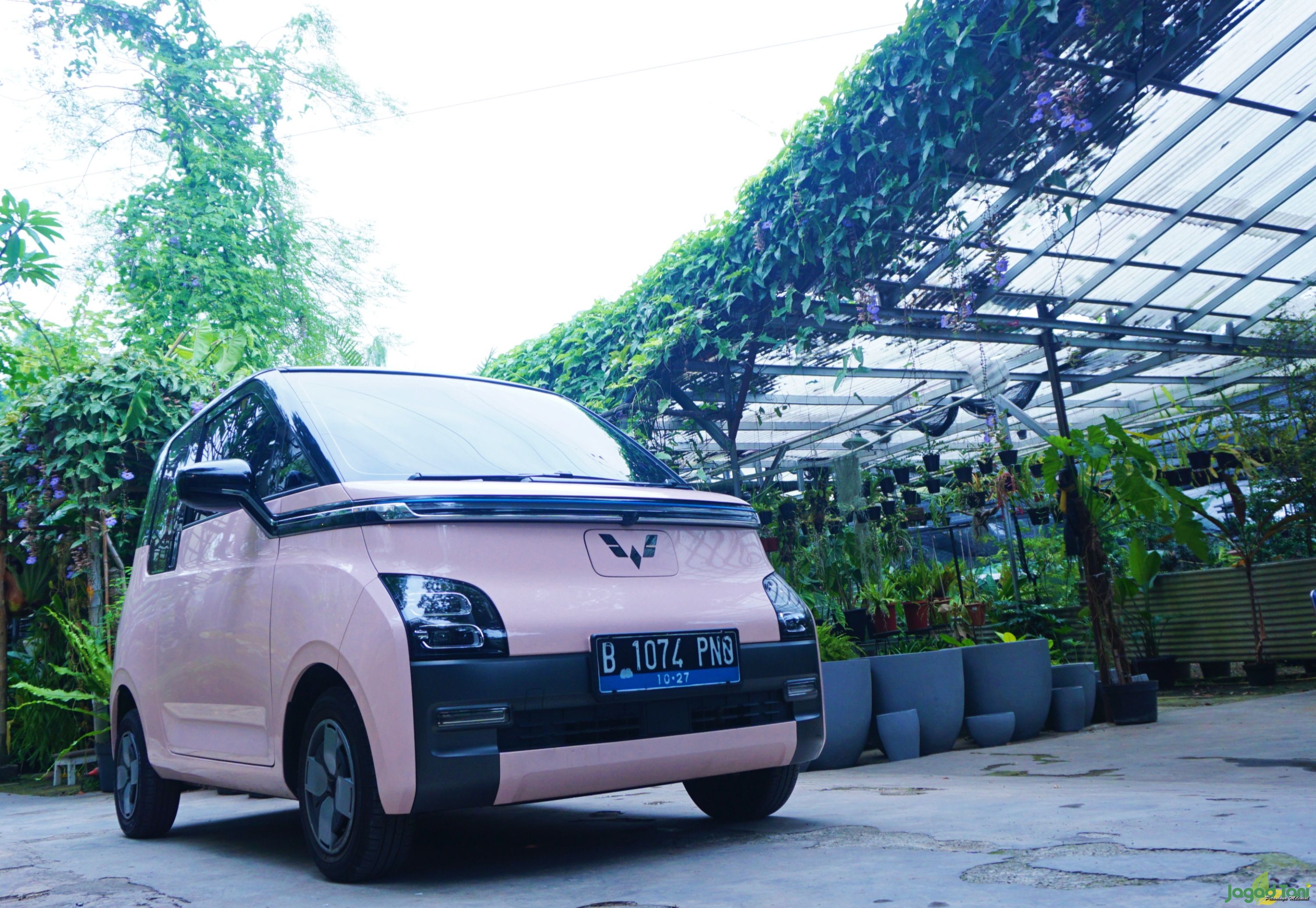 Praktis dan Ramah Lingkungan, Wuling Air ev Menjadi Pilihan Mobilitas SK Garden 