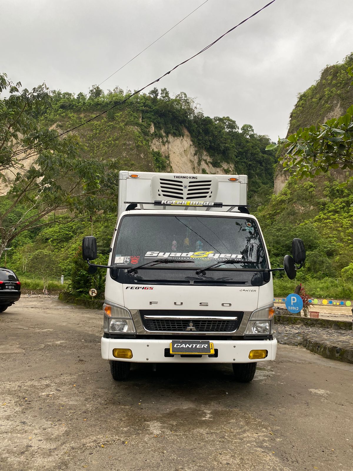 Fuso Canter FE 84GS Menjadi Armada Andalan 
di Sektor Logistik 
J