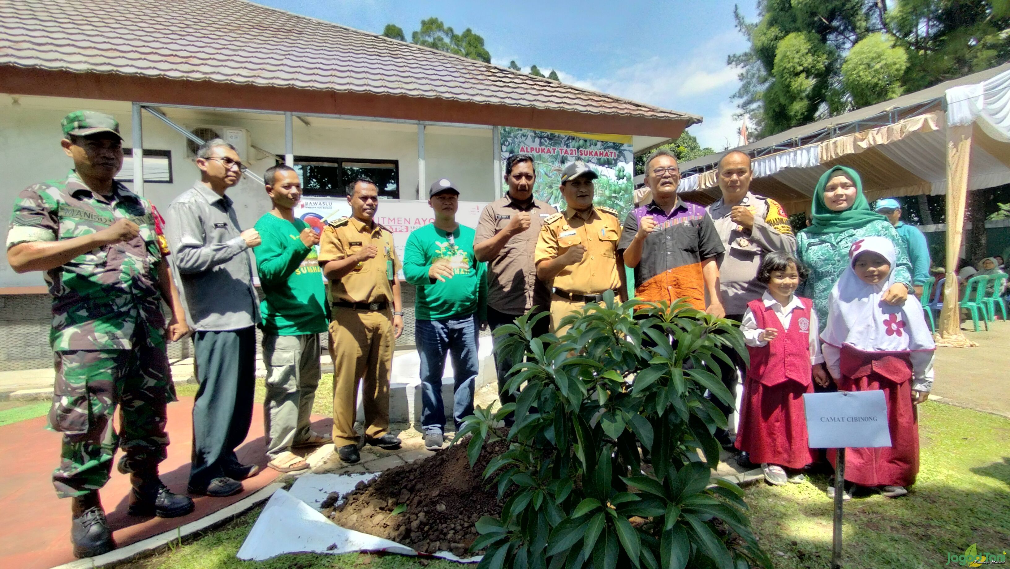 Penanaman Dan Sosialisasi Alpukat TA21 Sukahati