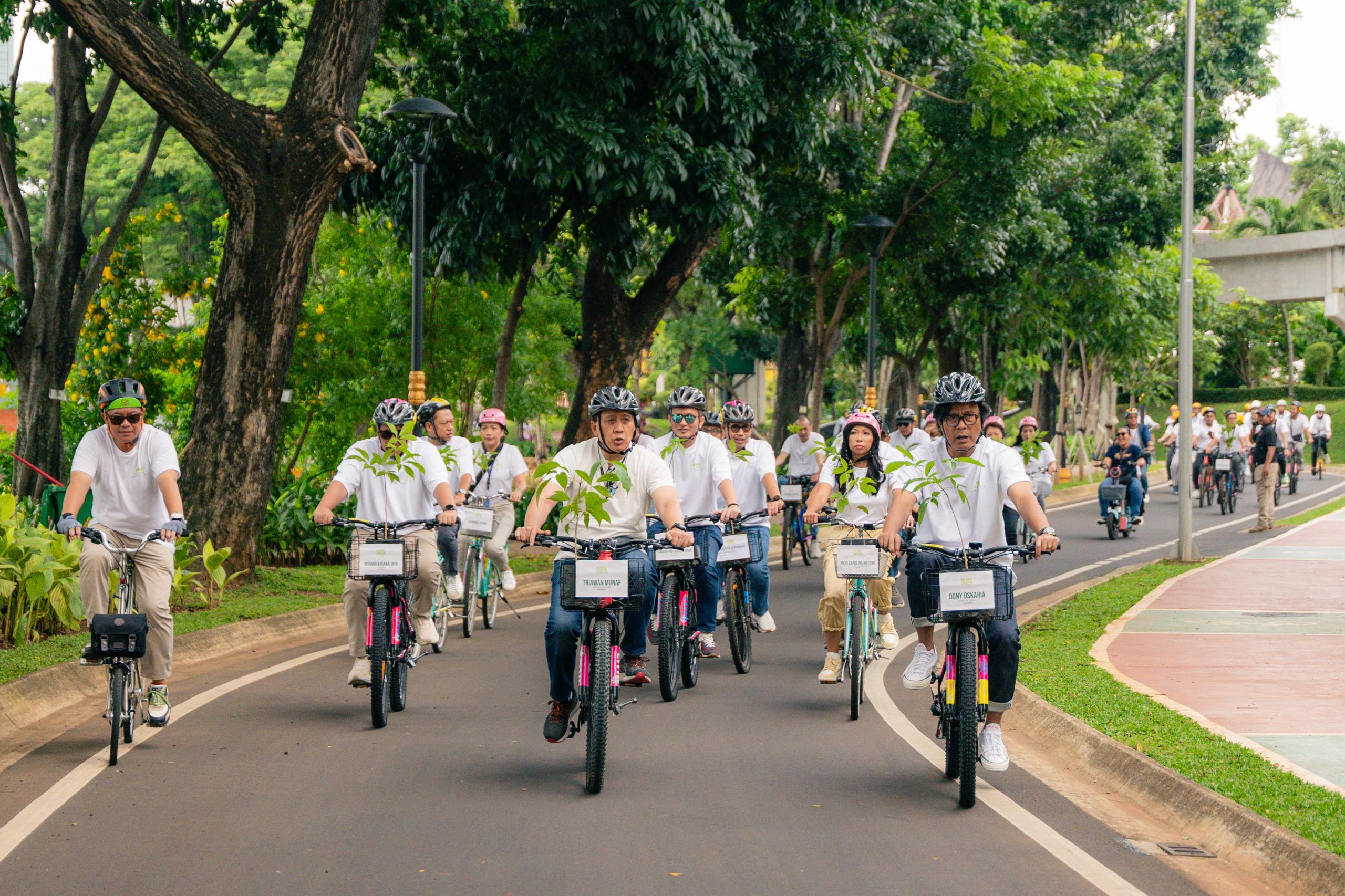 Menanam pohon secara Serentak dalam peluncuran InJourney Green 
