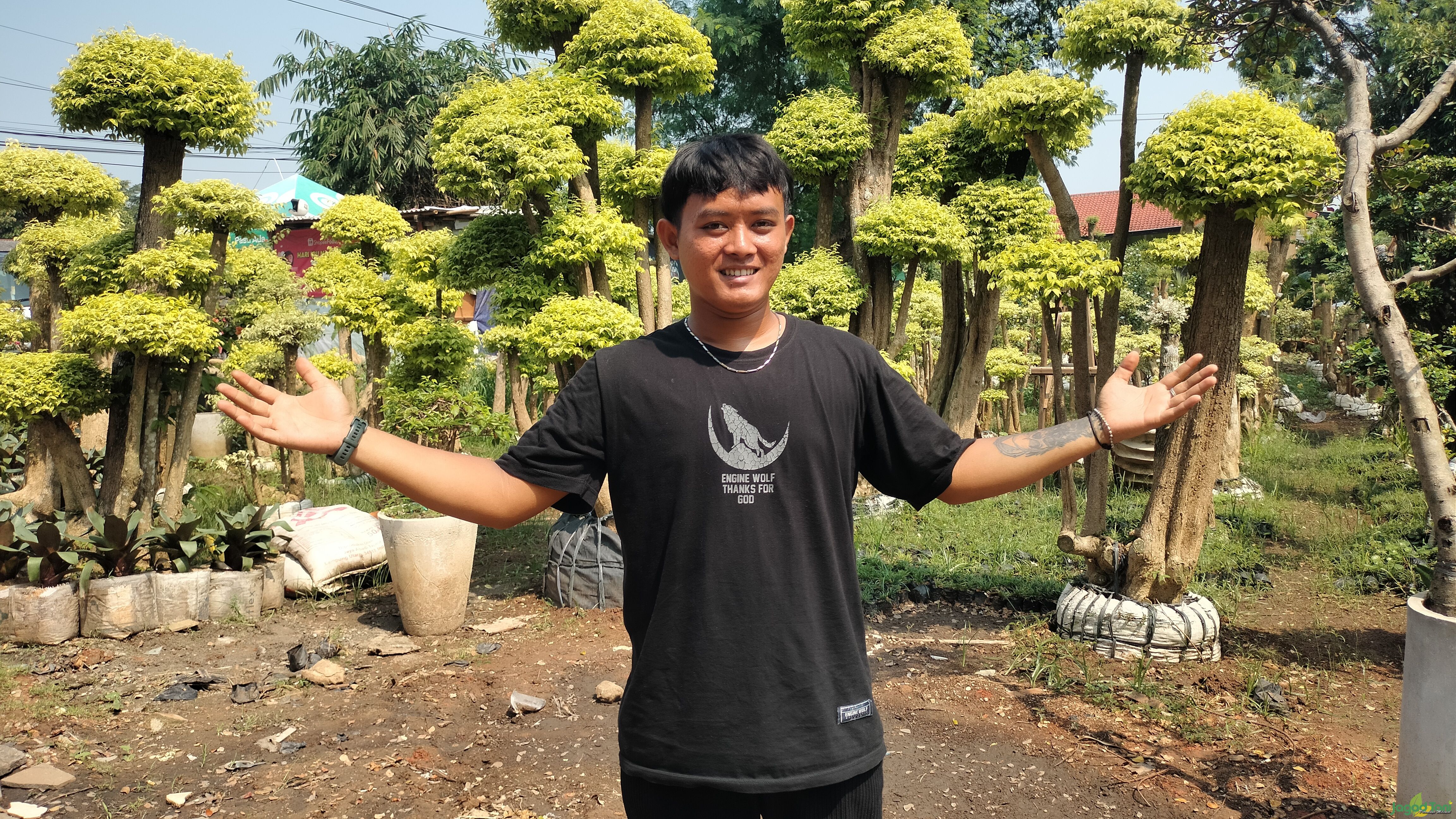 Muhamad Faisal dari Abata Landscape 