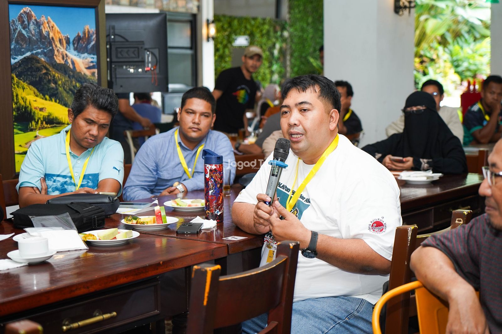 Abdul Latif Pemilik Kandang Sapi Betawi Muda