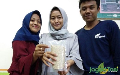 uploads/news/2019/10/beras-analog-dari-bonggol-48426dadb41140e_400.jpg