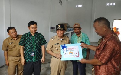 uploads/news/2020/01/bateng-bangun-gudang-panen-43561e92adaa620_400.jpg