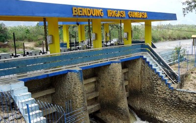 uploads/news/2020/01/irigasi-gumbasa-kembali-berfungsi-8533820ce89d42e_400.jpeg