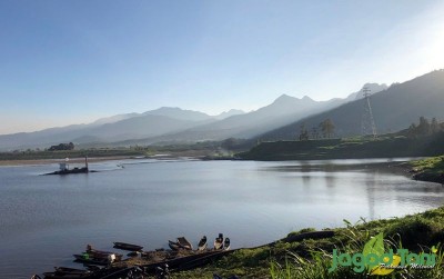 uploads/news/2020/09/aneka-kehidupan-di-bendungan-3142073e0cd7526_400.jpg