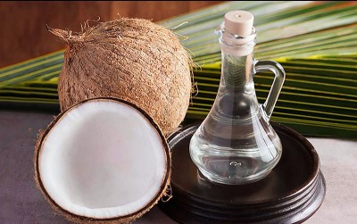 uploads/news/2020/12/benarkah-minyak-kelapa-beracun--56852a90edc2f49_400.jpg