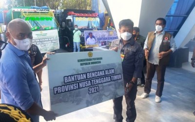 uploads/news/2021/04/bantuan-mentan-untuk-bencana-7194096900c24d2_400.jpg