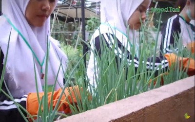uploads/news/2021/05/sulap-atap-sekolah-jadi-536227a2b5874bb_400.jpg