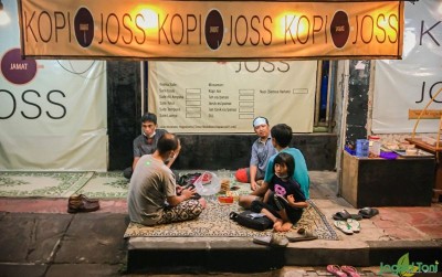 uploads/news/2021/06/sensasi-kopi-campur-arang-6029177a7745813_400.jpg