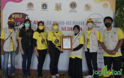 uploads/news/2021/09/rekor-olah-sampah-jadi-80214e624560fa9_400.jpeg