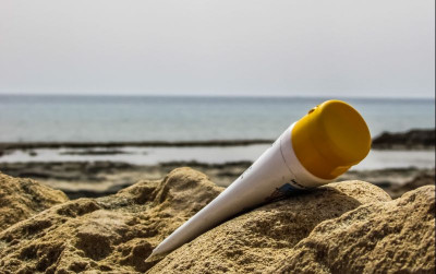 uploads/news/2021/09/sunscreen-dapat-merusak-biota-2108505f0fd855b_400.jpg