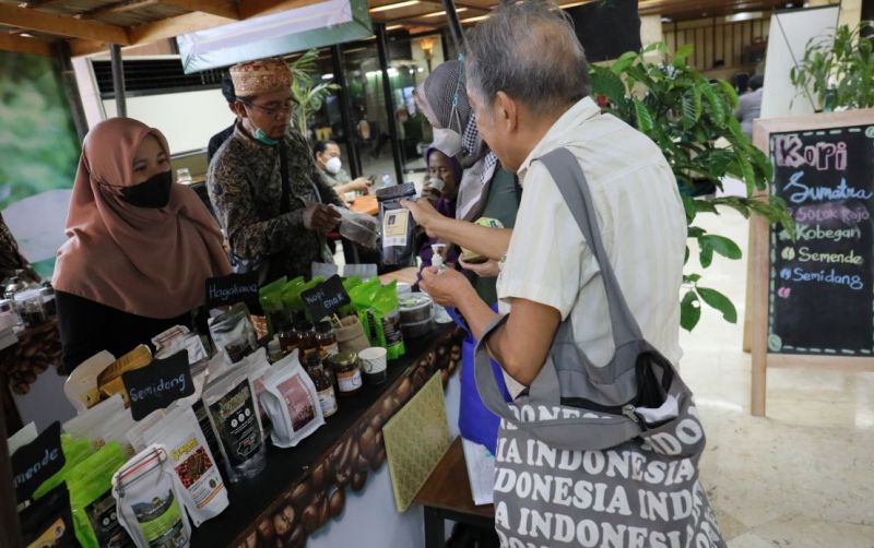 uploads/news/2022/01/festival-kopi-demi-kemajuan-90361360a41b359.jpg