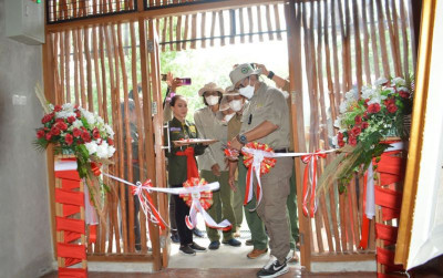 uploads/news/2022/02/taman-nasional-baluran-menjadi-154875f79c01fd5_400.jpg