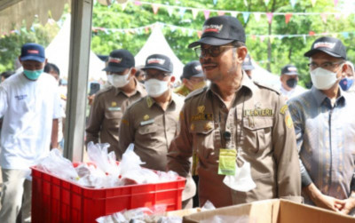 uploads/news/2022/04/kementan-jamin-stok-pangan-2753208b8c66bf7_400.jpg