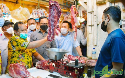 uploads/news/2022/04/sidak-wamendag-stok-bapok-35003c318870d65_400.jpg