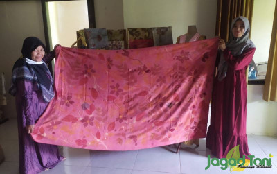 uploads/news/2022/05/6-cara-membuat-batik-36844b75c870729_400.jpeg