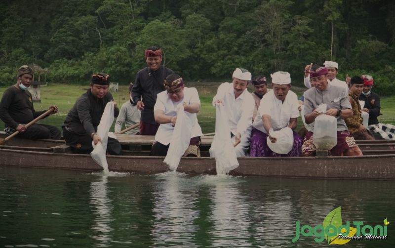 uploads/news/2022/05/kkp-dukung-pelestarian-danau-705075614eb3f17.jpeg