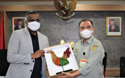 uploads/news/2022/06/indonesia-siap-ekspor-unggas-7927520509f4793_400.jpg