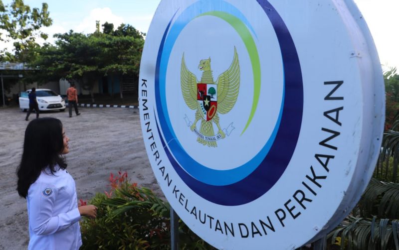 uploads/news/2022/06/kkp-world-ocean-day-307590130a1a144.jpeg