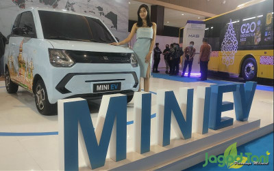 uploads/news/2022/07/dfsk-mini-ev-kendaraan-8568288061693e2_400.jpg