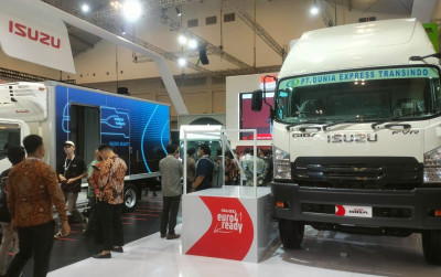 uploads/news/2022/08/isuzu-hadir-dengan-produk-974854beaebaa1b_400.jpeg