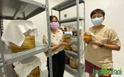 uploads/news/2022/08/mengenal-teh-fermentasi-kombucha-5600765d12981fe_400.jpeg