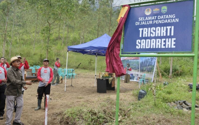 uploads/news/2022/08/tngc-resmikan-jalur-baru-546890308b192dc_400.jpeg