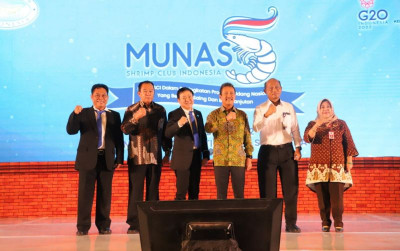 uploads/news/2022/08/trenggono-ajak-budidaya-udang-425290d124105a8_400.jpeg