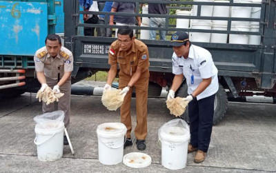 uploads/news/2022/10/ubur-ubur-komoditi-incaran-mancanegara-3411299005978ca_400.jpeg