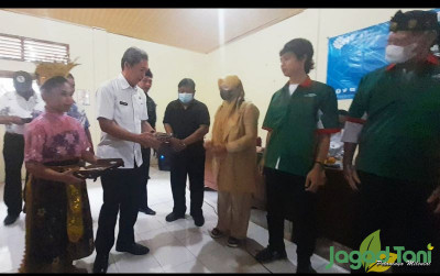 uploads/news/2022/11/melatih-warga-bertani-ala-375051f745b2b2c_400.jpg