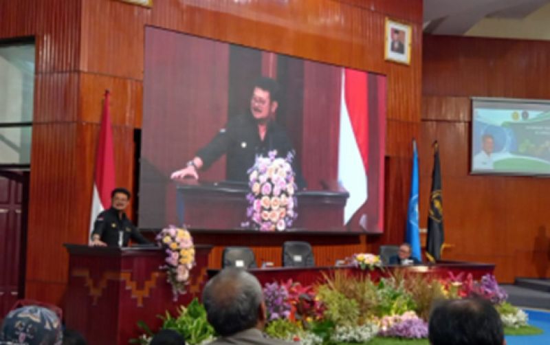 uploads/news/2022/11/petani-modern-cikal-bakal-86679b85913c200.jpg