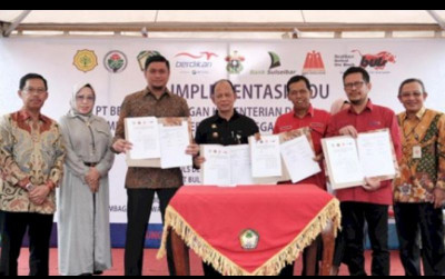 uploads/news/2022/11/sapi-wagyu-mulai-dikembangkan-16488b64bbe1b0e_400.jpg
