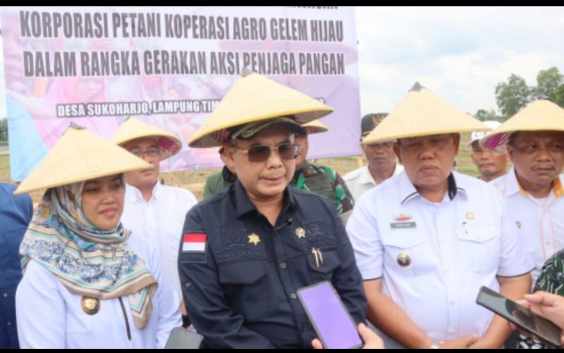 uploads/news/2022/12/jaga-pangan-wamentan-tanam-285917ef6418257.jpg