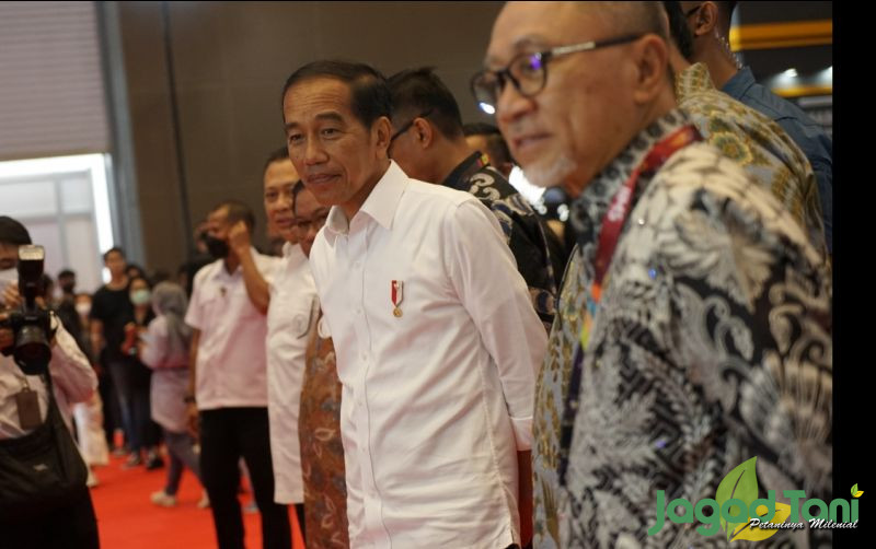 uploads/news/2023/02/jokowi-resmi-buka-pameran-560285f1b52b88c.jpg