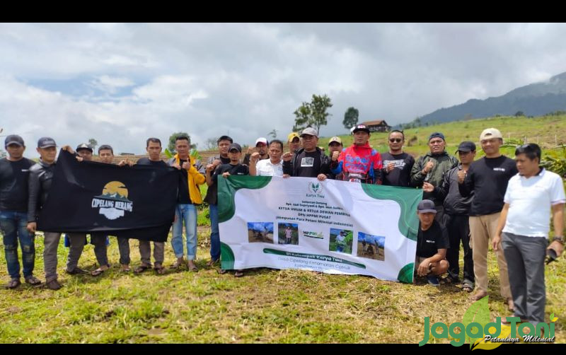 uploads/news/2023/02/silaturahmi-tukar-informasi-pertanian--84540a2377cd8b3.jpg