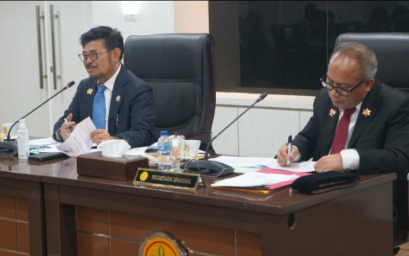 uploads/news/2023/05/hadapi-el-nino-kementan-646339b20d772db.jpg