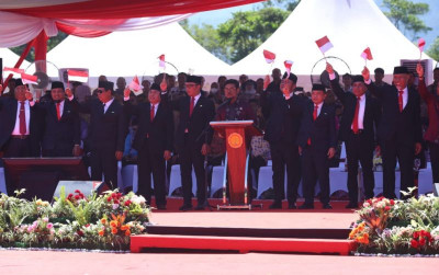 uploads/news/2023/06/14-gubernur-bersama-bupati-42760397fb6cbb9_400.jpg