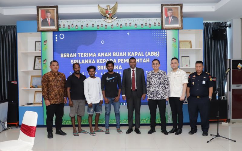 uploads/news/2023/07/aksi-heroik-nelayan-selamatkan-45465f016025712.jpeg