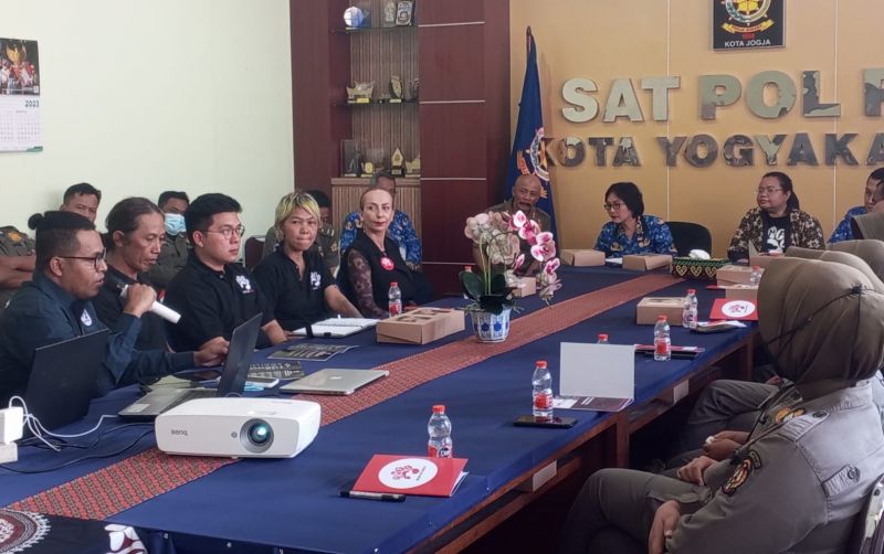 uploads/news/2023/07/dmfi-sosialisasikan-pengendalian-penyakit-1684300e04541c3.jpg