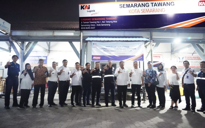 uploads/news/2023/07/pengiriman-komoditas-perikanan-dengan-655913397aaa0bd.jpeg