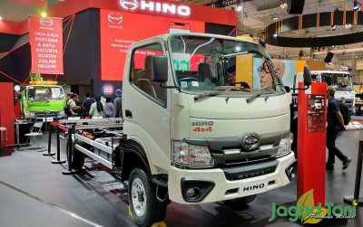 uploads/news/2023/08/hino-penuhi-kebutuhan-transportasi-54809e4b3e6a8d3_400.jpg