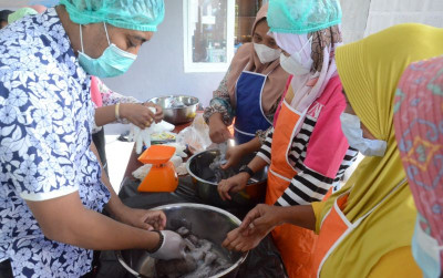 uploads/news/2023/08/program-pelatihan-pengolahan-gurita-924002d85d41967_400.jpeg