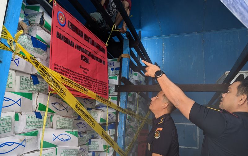 uploads/news/2023/09/4-5ton-ikan-asal-tiongkok-715538eb33bc441.jpeg