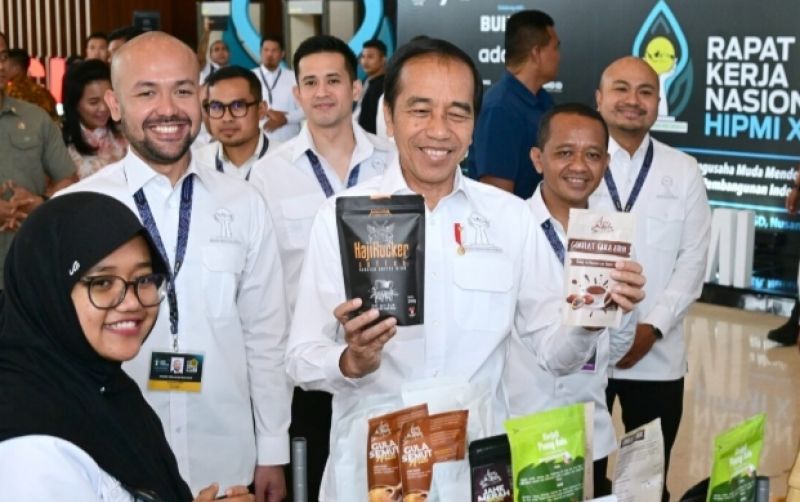 uploads/news/2023/09/jokowi-tegaskan-hilirisasi-kopi-964577e5de8128f.jpg
