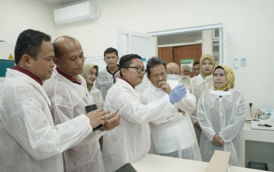 uploads/news/2023/09/kkp-tingkatkan-kualitas-pengujian-96325ee89920079_400.jpeg